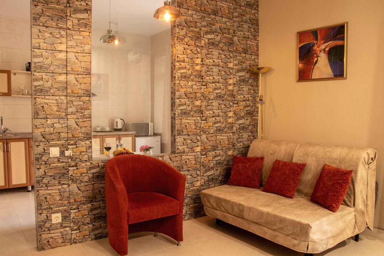 Sana Hostel Kharkiv Bagian luar foto