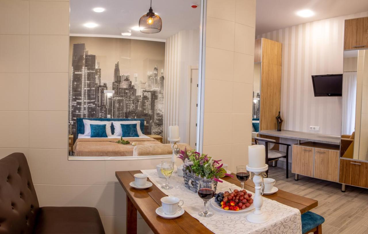 Sana Hostel Kharkiv Bagian luar foto
