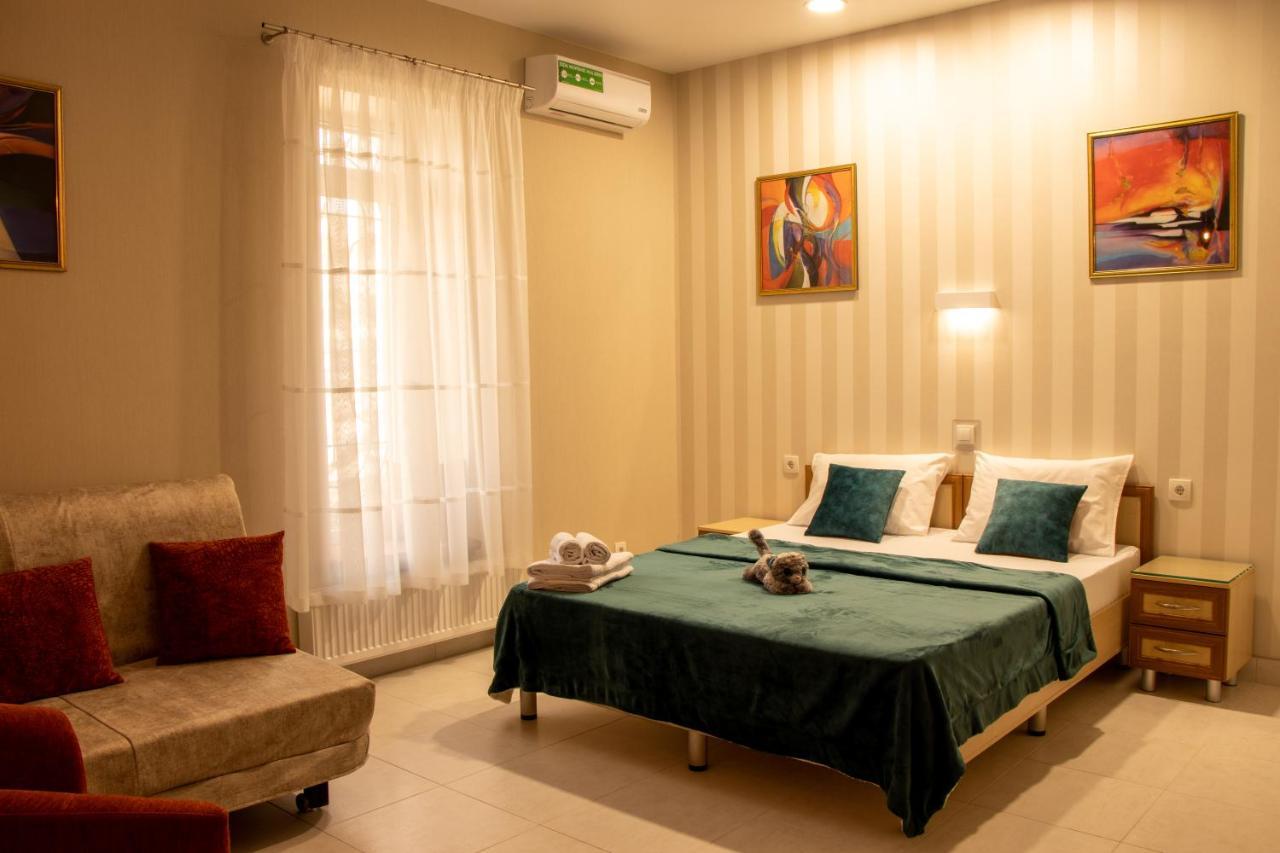 Sana Hostel Kharkiv Bagian luar foto